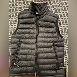 Men’s Patagonia down sweater vest size small black